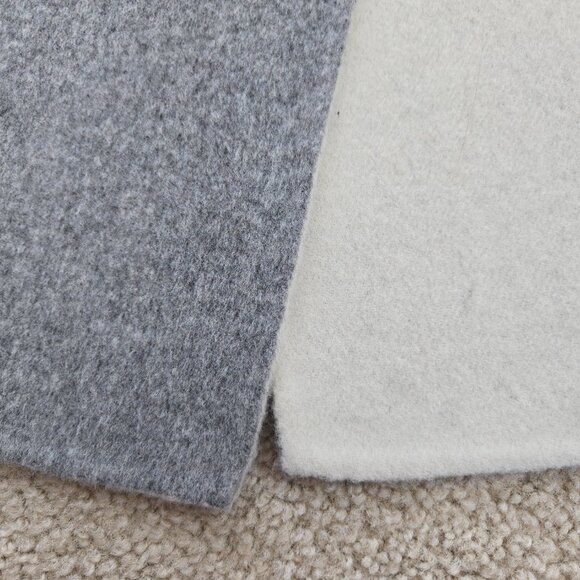 NWOT Reversible Wool Scarf Minimalist Modern Grey & Cream - Picture 4 of 16